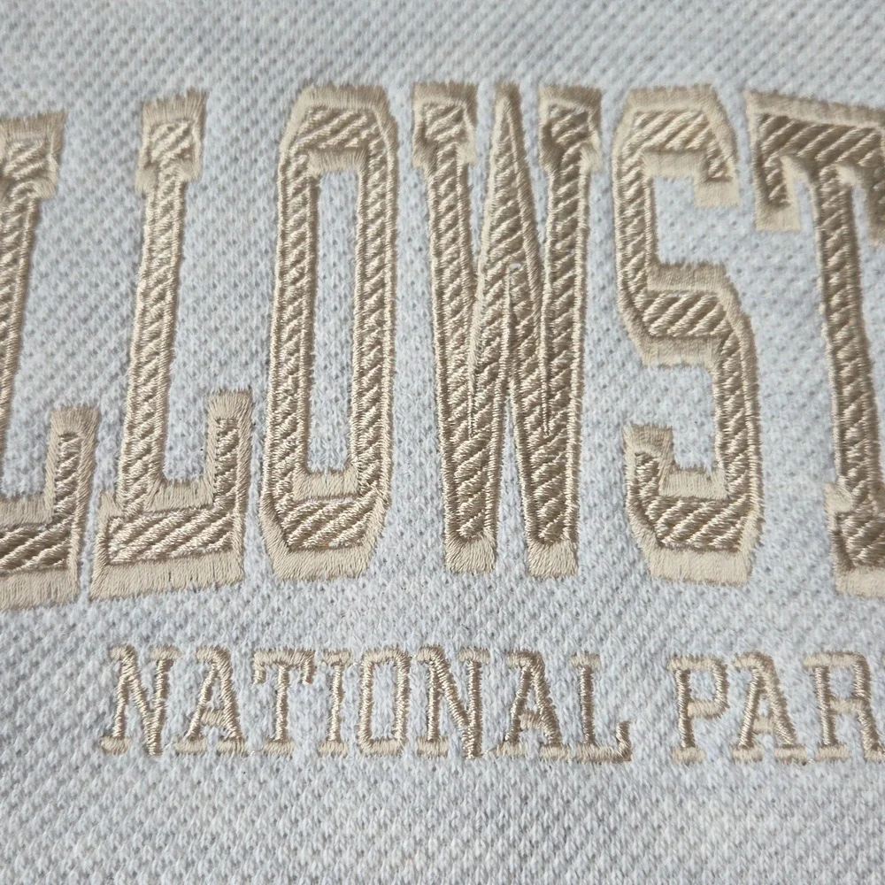Yellowstone National Park Cream Embroidered Sweatshirt Hoodie Pacific & Co. Med - Picture 4 of 16